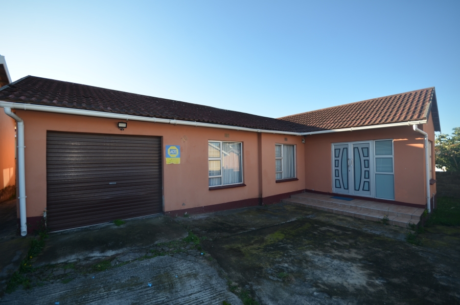 3 Bedroom Property for Sale in Haven Hills Eastern Cape